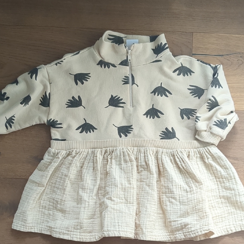 Zara Cream and Black Floral Dress